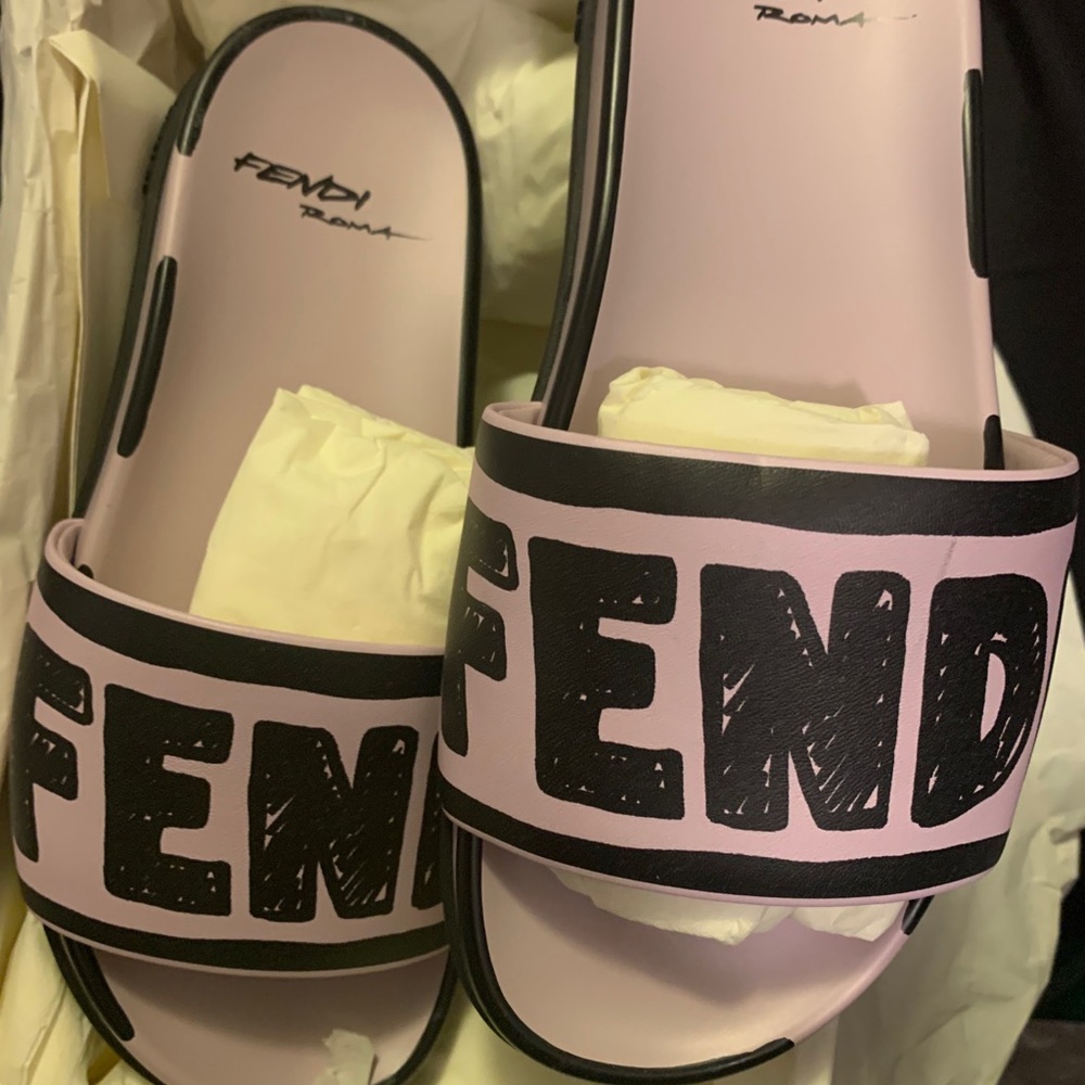 Fendi Slides
